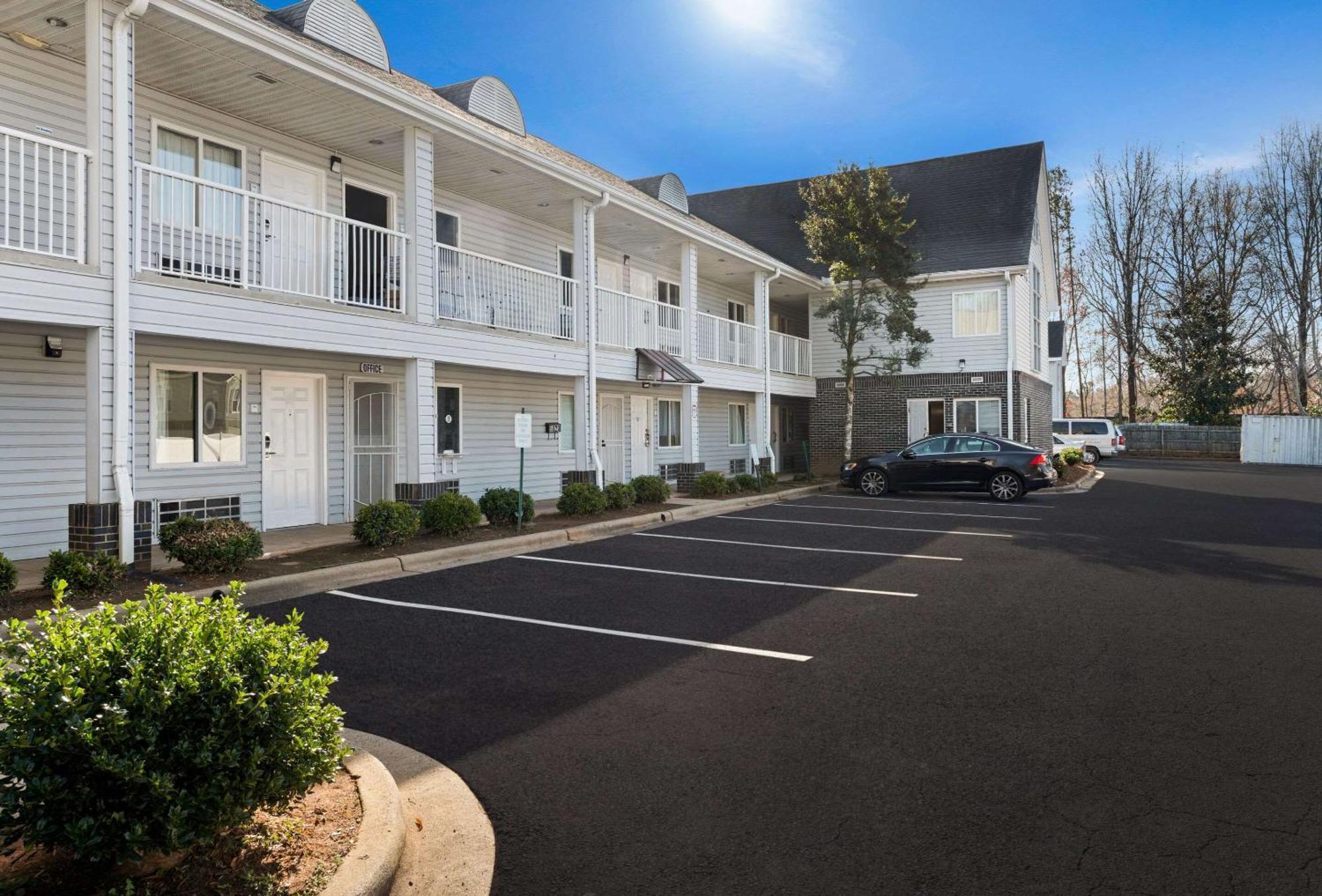Rodeway Inn Charlotte Kültér fotó